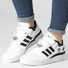 アディダス フォーラム ロー 白黒 265