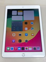 iPad 8 32GB シルバー 刻印あり バッテリー新品 K2106 - メルカリ