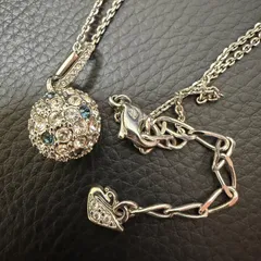 （s）SWAROVSKI スワロフスキー ネックレス ボール型 ブルー×シルバー ペンダント アクセサリー レディース ラインストーン