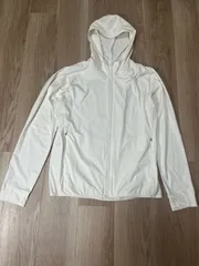 【221595】UNIQLO ユニクロ  341-465203 ドライEXUVカットフルジップパーカ　フーディー　サラサラ　ユニセックス　M  ・ オフホワイト