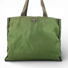 PRADA グリーン ナイロン ユニセックス トートバッグ