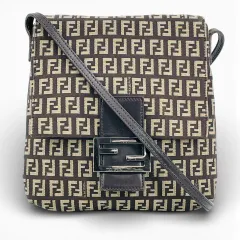 FENDI ズッキーノ キャンバス マンマ レディース ショルダーバッグ