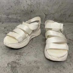 美品　UGG アグ　スポーツサンダル　コンフォート　厚底　ストラップ　白　ホワイト　24cm