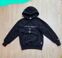 未使用 UNIQLO バラシェル バスキア シュガー レイ ロビンソン 記念 起毛 フーディー M