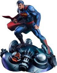 シルバーエイジ スーパーマン スタチュー MANOFSTEEL シルバーエイジ スーパーマン スタチュー MANOFSTEEL - メルカリ