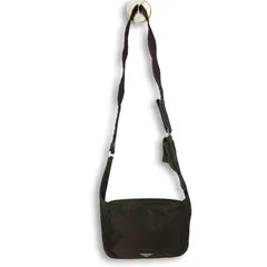 PRADA プラダ ショルダーバッグ カーキ 三角プレート クロスボディ 斜め掛け テスートナイロン ユニセックス 通勤 旅行 タウンユース