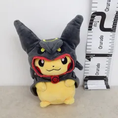 ポケモンセンター ぬいぐるみ 黒いレックウザポンチョを着たピカチュウ 紙タグ無し