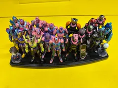 仮面ライダーリバイス　フィギュアセット