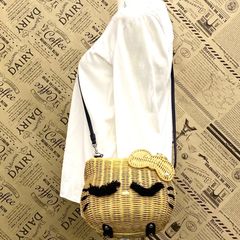 アジョリー✖︎ハローキティー（ブラック）パールサングラスカゴバッグ