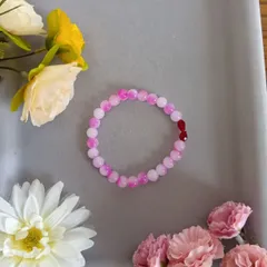 ハンドメイドビーズブレスレット／ピンク×レッドアクセント／18cm／レディース