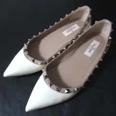 美品 VALENTINO GARAVANI ヴァレンティノ ロックスタッズ ポインテッドトゥ フラット パンプス サイズ36.5 約23.5cm アイボリー レディース 古着 中古 USED
