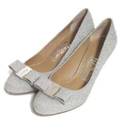 美品 Salvatore Ferragamo サルヴァトーレフェラガモ ヴァラリボン ラメ グリッター パンプス 5D 22.5cm相当 シルバーカラー レディース 古着 中古 USED