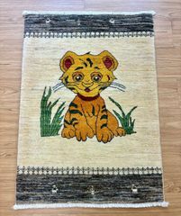 225×155cm ペルシャ手織り絨毯 タブリーズ産 - メルカリ