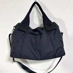 イアパピヨネ ショルダーストラップ付き 樹脂パーツトートバッグ Mサイズ 黒