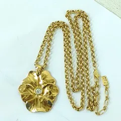 YSL イヴサンローラン フラワー クリスタルラインストーン ネックレス ゴールドカラー