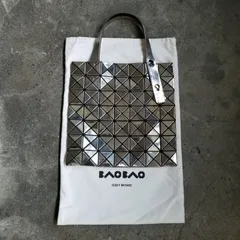 2026年最新】ISSEY MIYAKE BAOBAO トートバッグ シルバーの人気