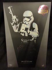 Hot Toys ストームトルーパー クロームバージョン 欠品あり - メルカリ