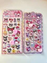 光るおしり シール　肉球シール　2枚セット　マイメロ　クロミ　プリンちゃん　シナモン