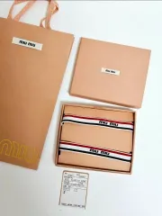 新品/フルセット MIU MIU ミュウミュウ ロゴ 三色 エラスティック ヘア バンド