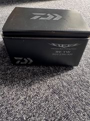 ダイワ 16 スティーズ SV TW 1012SV-XH - メルカリ