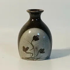 花瓶 灰三花 一輪挿し 花器 和柄 花柄 華道 花道 お花 生け花 花立 送料込み フォロー割 クーポンご利用可能 お値引き交渉可能