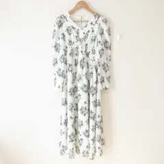 美品 24AW NATURAL BEAUTY BASIC ナチュラルビューティーベーシック スリットショルダープリントワンピース ロング M ホワイト系 レディース 古着 中古 USED