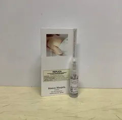 新品未使用 メゾンマルジェラ Maison Margiela レプリカ レイジーサンデーモーニング オードトワレミニ 1.2ml