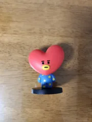BTS BT21 TATA ヴィ スタンディング フィギュア
