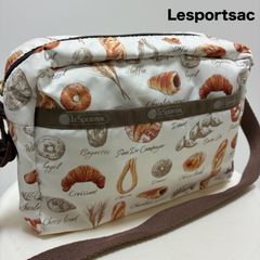 稀少【レスポートサック×ディズニー】コラボ クラシック プーさんショルダーバッグ レスポートサックから、初となる“クラシック・プー“とのコレクションが