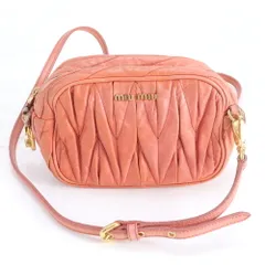 ミュウミュウ マテラッセ レザー ショルダーバッグ 斜め掛け クロスボディ 本革 ピンク レディース RWM DN29-3【中古】