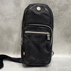 Orobianco オロビアンコ ボディバッグ ワンショルダー 斜め掛け クロスボディ 千鳥格子 千鳥柄 ジャガード ブラック 黒 ナイロン レザー 本革 シルバー金具 ロゴ刻印 メンズ 旅行 通勤 通学 アウトドア ショルダーバッグ