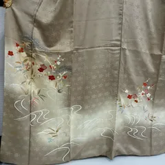 付下げ 刺繍 裄67 流水に花 上品な染め 紋無し 正絹 着物 MK-3993