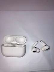Apple AirPods Pro 第1世代（MagSafe対応モデル）※ノイズあり