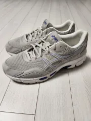 アシックス ゲル ジョグ MC グレー サイズ27.5 複数の中古サイトにも同時出品