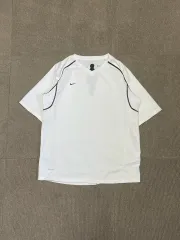 ナイキ 白 ドライフィット ラグラン スポーツ Tシャツ J01832