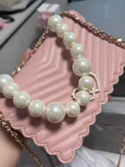 チャールズアンドキース バレンタインバッグ