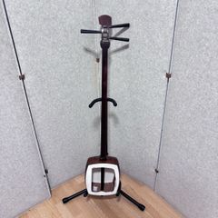 □ 三味線 紅木 丸打胴 棹幅:約2.6cm 胴の重量: 約946g 東さわり