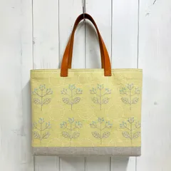 リネントートバッグ【青い花 黄色】　刺し子・麻・本革