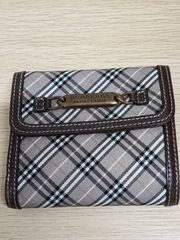 極美品✨ バーバリーブルーレーベル 3つ折財布 チェック がま口 黒