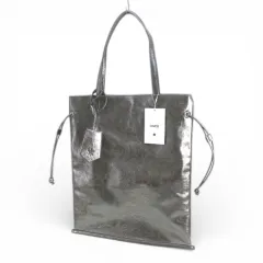 CONVERSE TOKYO コンバーストウキョウ METALLIC GATHERED TOTE BAG バッグ A2866PBG008 シルバー系 レザー調