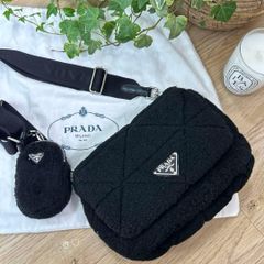 極美品 】PRADA プラダ 金具 ファー レザー バッグ ポーチ - メルカリ