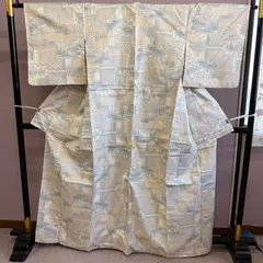 紬　袷　紬着物　白地　大島紬　リサイクル着物　t-987