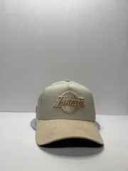 Newera ロサンゼルスレイカーズ 17×チャンピオンズ 9forty A-FRAME ストラップバックキャップ ツートンカラー