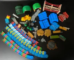 カプセルプラレール　きかんしゃトーマス　曲線・直線レール・情景部品セット　