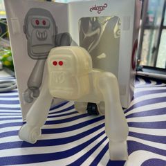 XLARGE フィギュア LITTLE FRIEND エクストララージ - メルカリ