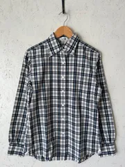 【美品】 NEWYORKERニューヨーカー　長袖コットンシャツ　size9/M 白黒チェック　綿100% 肌に優しい　 カジュアル　重ねて　レディース　トップス　匿名配送　wい24
