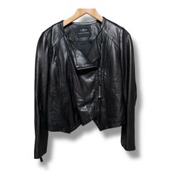 Item thumbnail for item cd7b4f5b-dbb4-49dd-8438-d6884df86bab