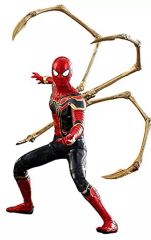 スパイダーマン（アイアン・スパイダー）**スタチュー（大型フィギュア