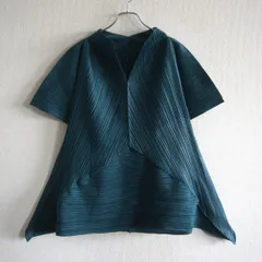 2026年最新】PLEATS PLEASE 半袖の人気アイテム - メルカリ