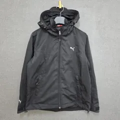 PUMA レディース Mサイズ ブラック ウィンドブレーカー ジャケット L9804